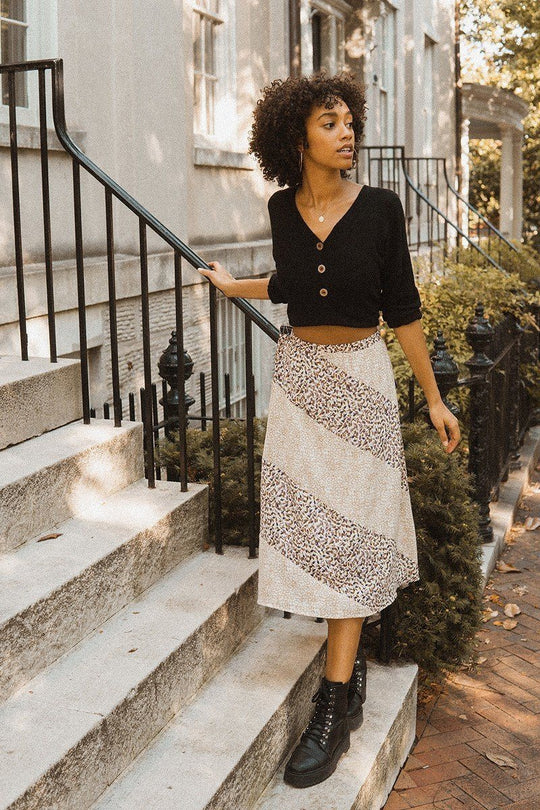 A Floral-print Woven Midi Skirt