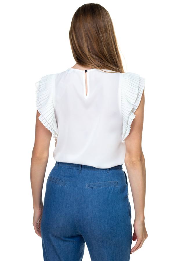 Accordion Pleated Short Sleeve Shirt