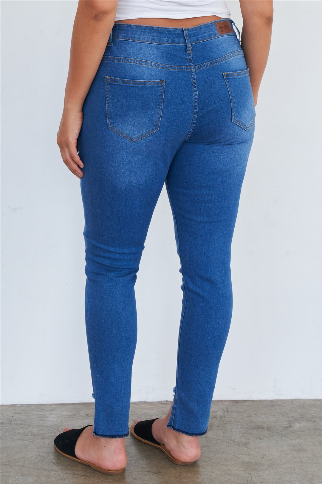 Plus Size Medium Blue Ripped Pants