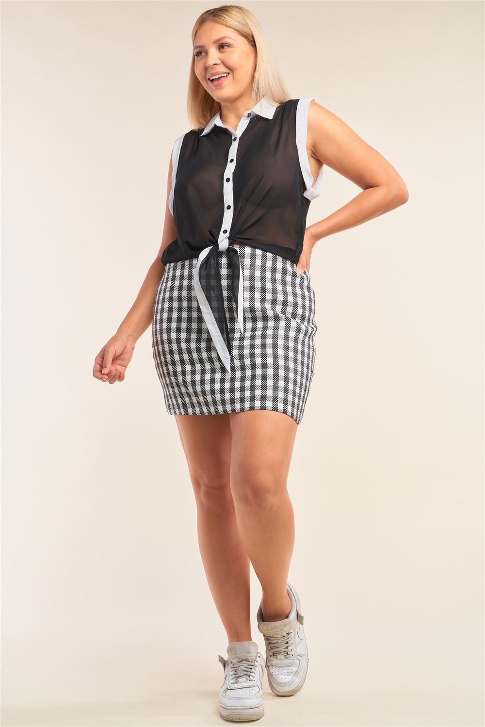 Black & White Sheer Buttoned Down Sleeveless Front Knot Top