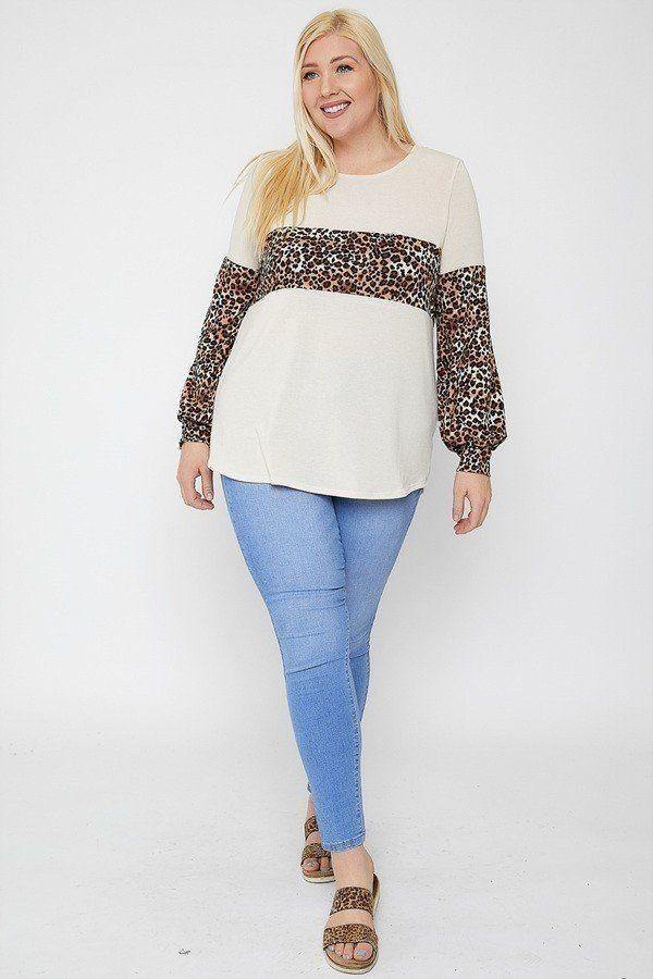 Round Neckline Contrast Print Top - bulkybox