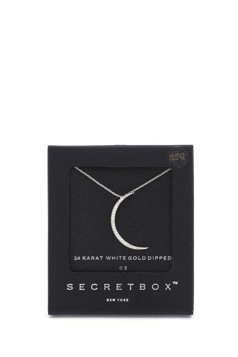 Secret Box Crescent Moon Pendant Necklace - bulkybox