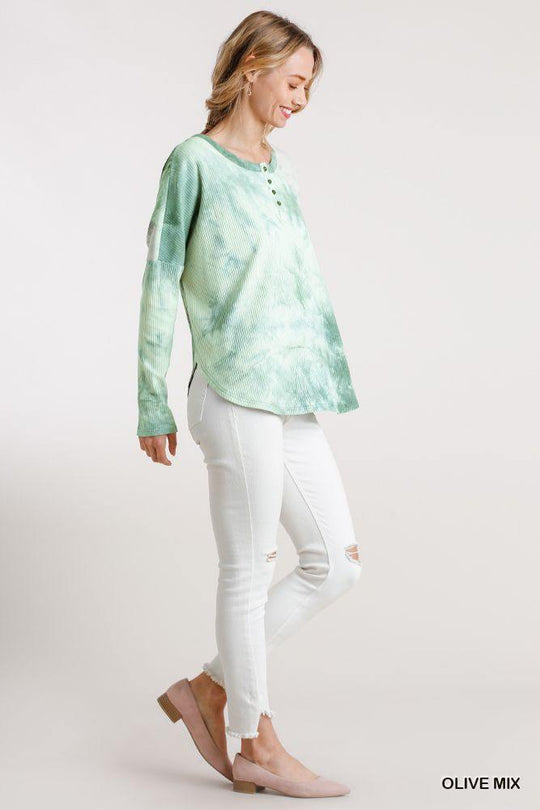 Tie Dye Round Neck Ribbed Button Front Top With Round Hem - bulkybox